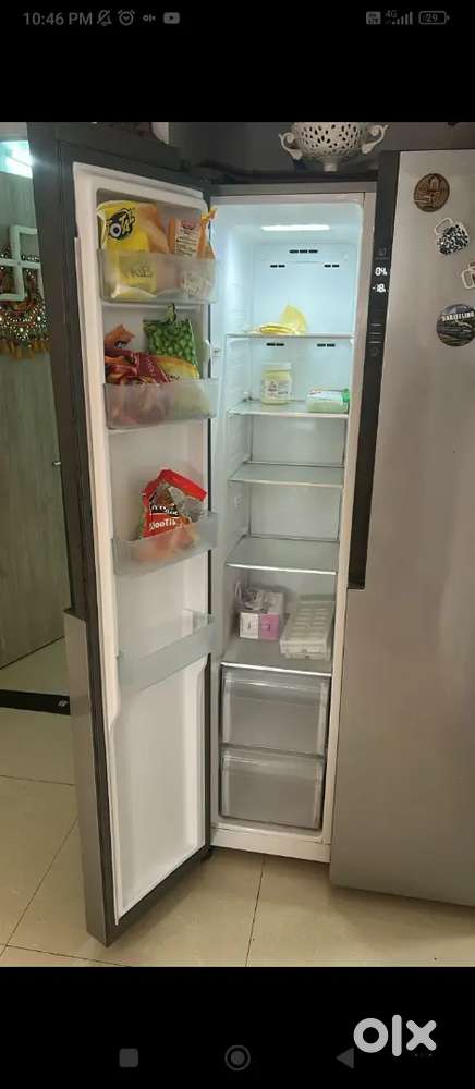 Fridge selling urgent