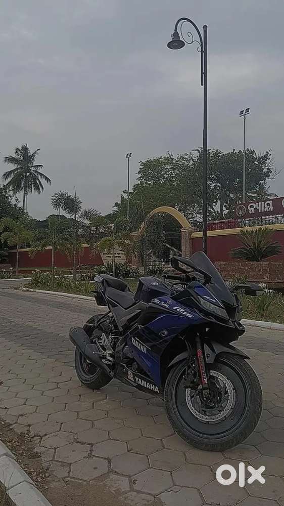 Yamaha R15 v3 good condition