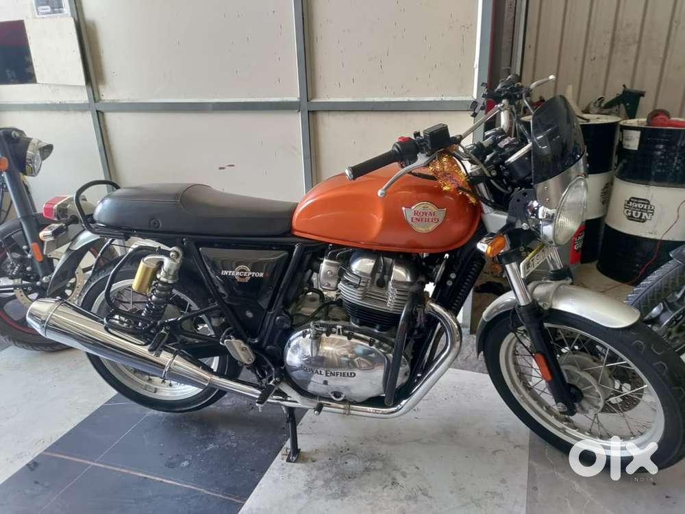 Royal Enfield Interceptor 650 Orange Crush