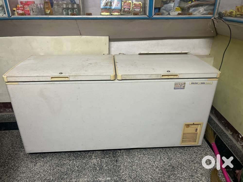 D , Fridge