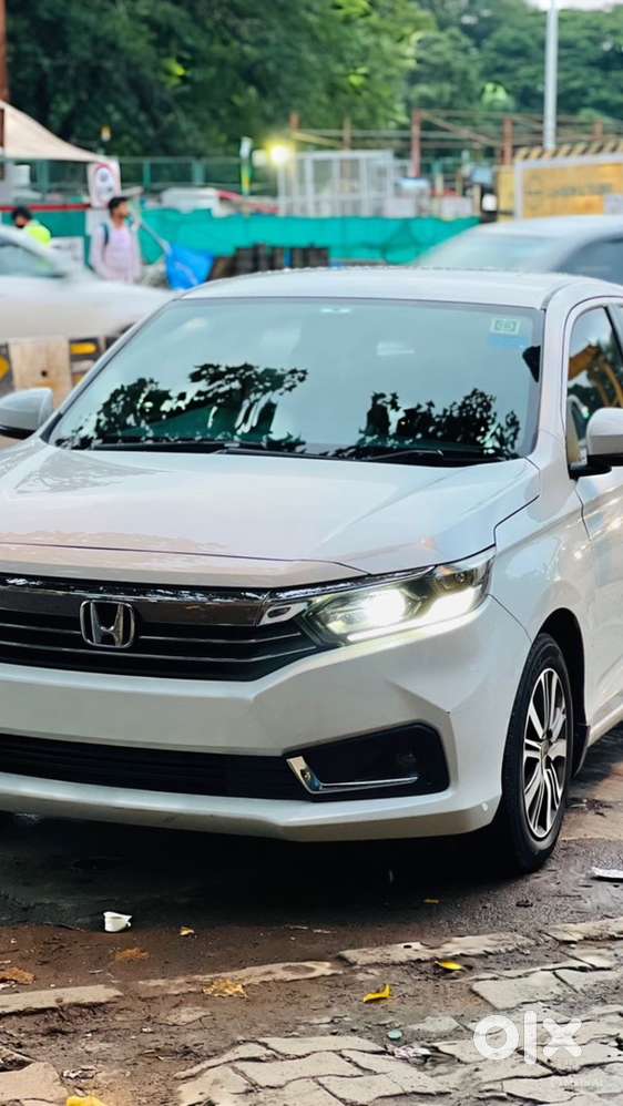 Honda Amaze 2023 Petrol Well Maintained