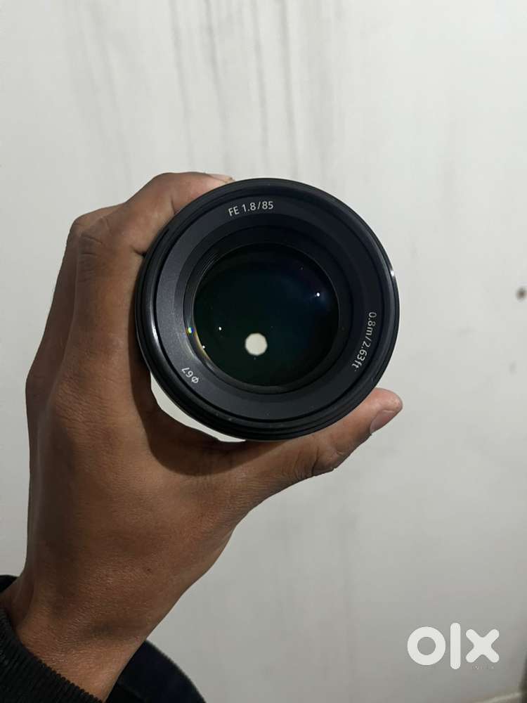 Sony 85 1.8