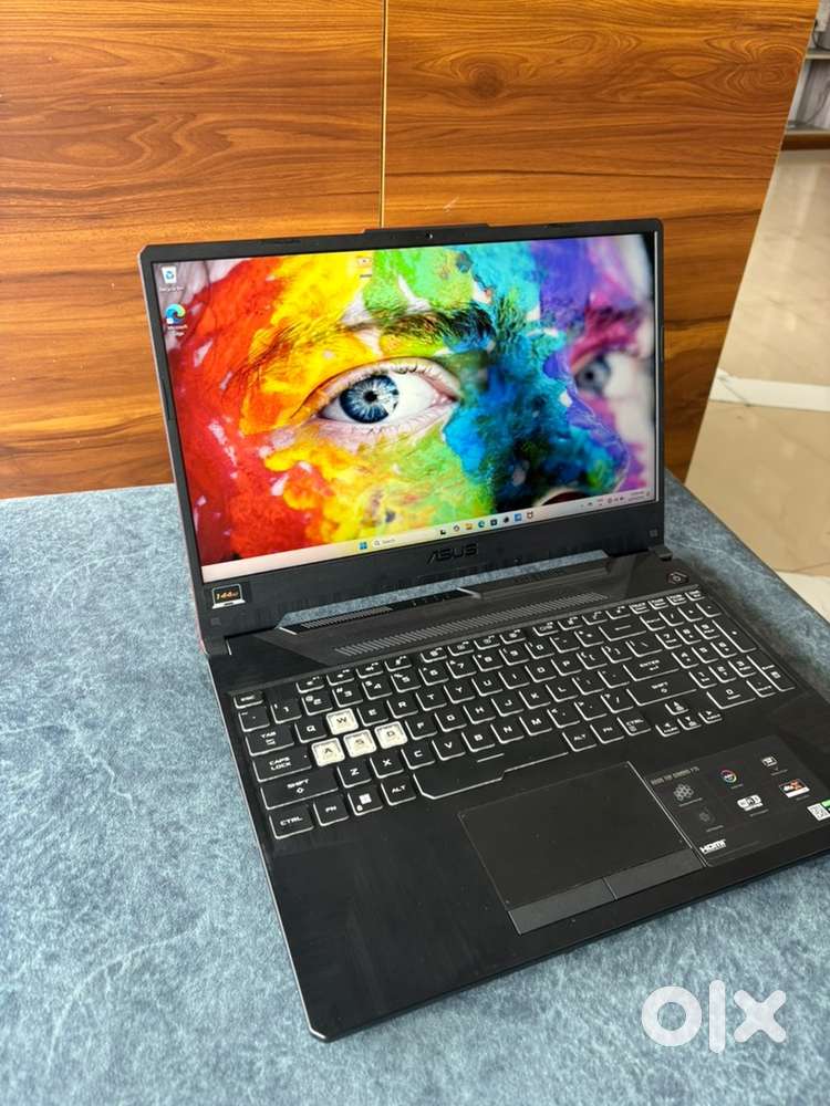 Asus TUF gaming laptop in i5