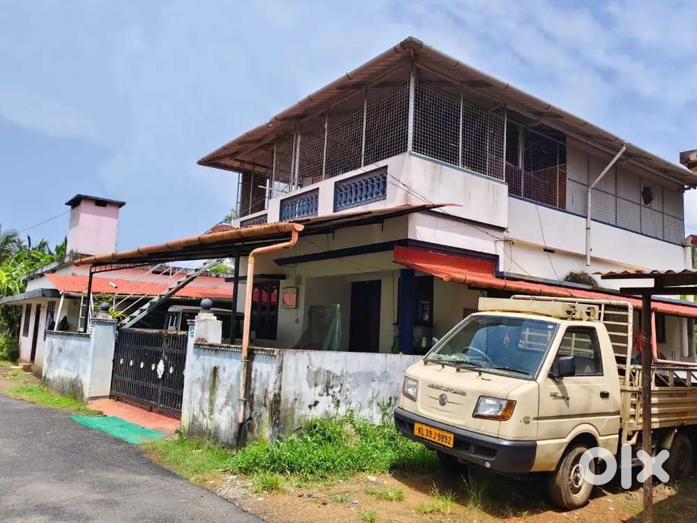 Thrissur Anchery 3 Bedrooms house For Sale