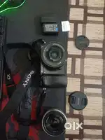 Sony a6000 mirrorless 24.2MP camera with two lena best condition.