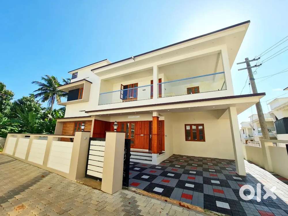 Mannanthala Marutoor MC ROAD AESCS Residential villas independences H