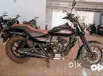 Bajaj Avenger 220 Street