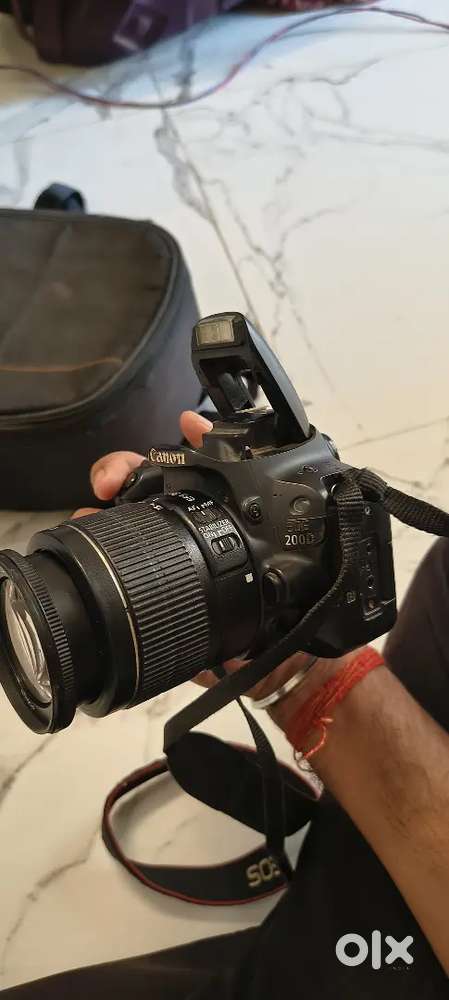 Camera canon200d