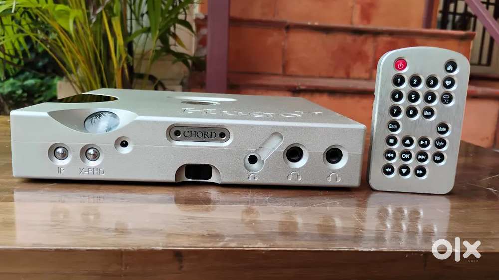 Chord Hugo TT – Reference Desktop DAC & Headphone Amplifier