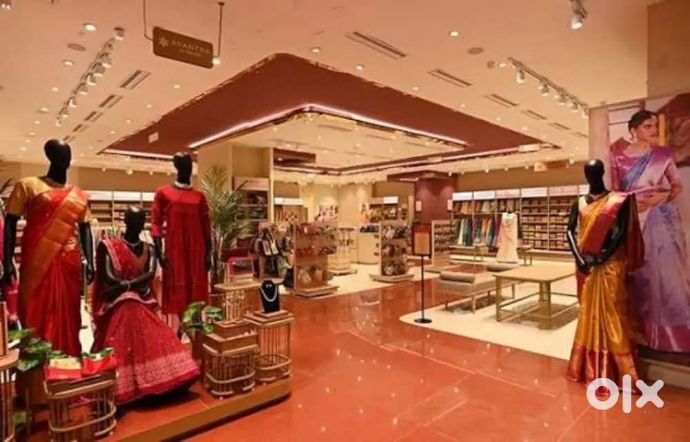 SAREE SHOWROOM  MALE FEMALE APPLY IN LUCKNOW