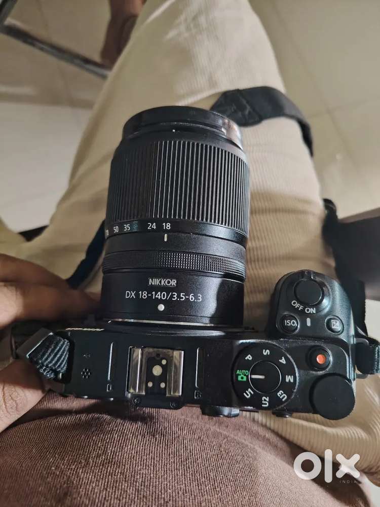 Nikon z30. Rs 85000