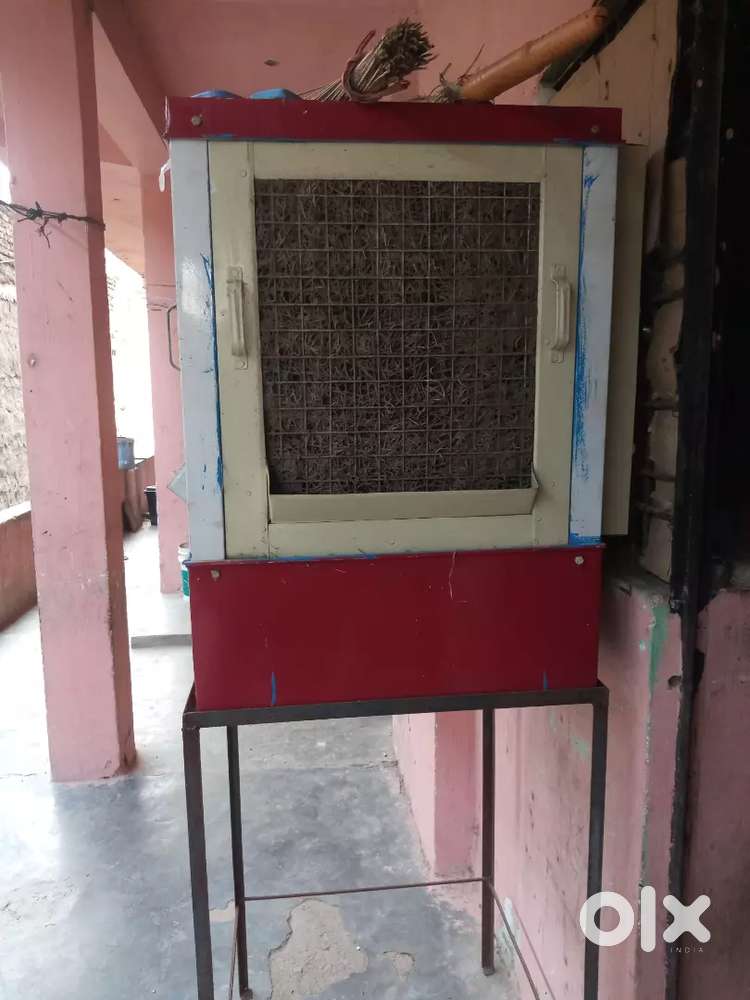 Water cooler with stand