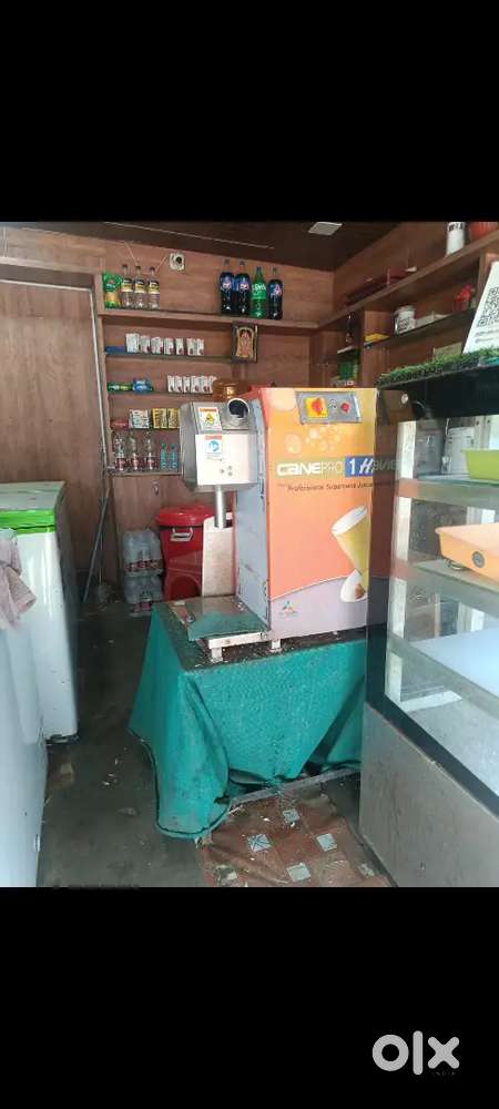 Sugar cane juice machine