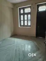 2 bhk flat with 3 balcony available for rent
