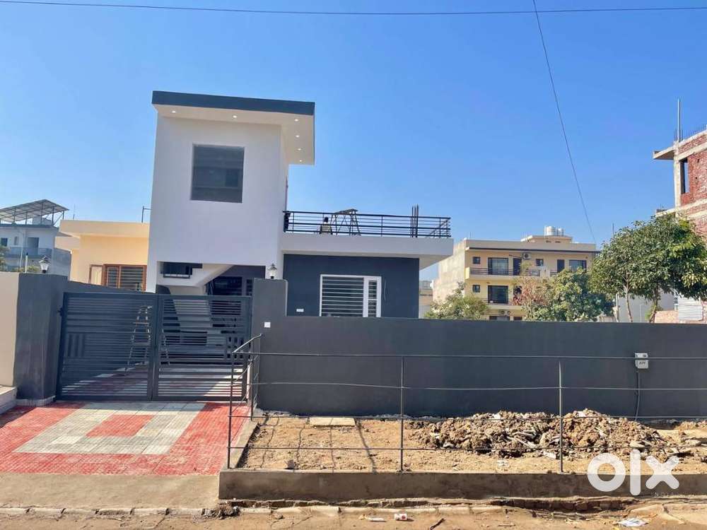 2 Bedroom Independent furnished Corner House for rent ECO CITY 1