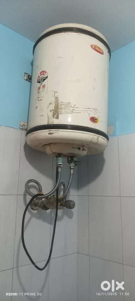 Want to sell 25 Litres Geyser Bajaj Brand