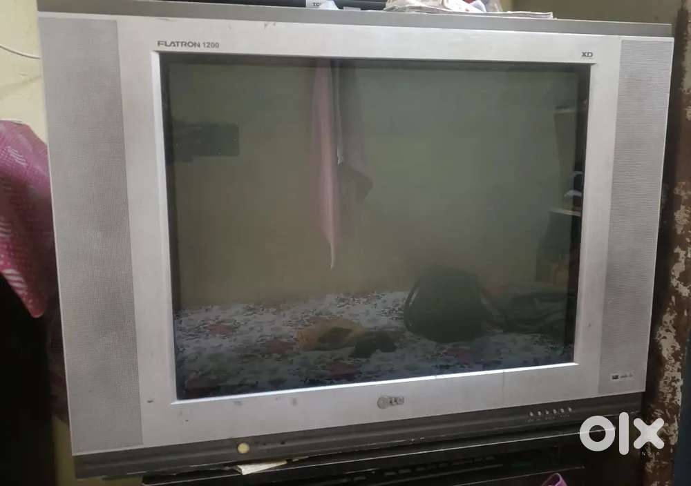 Table TV LG 29 inches working condition with subwoofer
