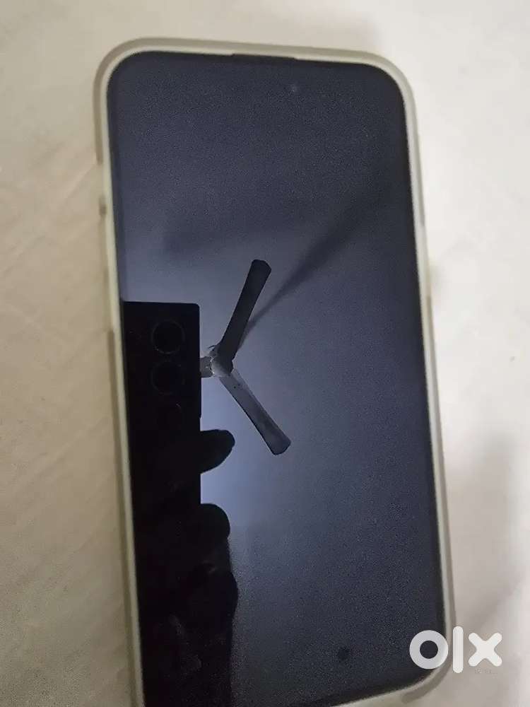 Rarely used iphone 15 plus 128