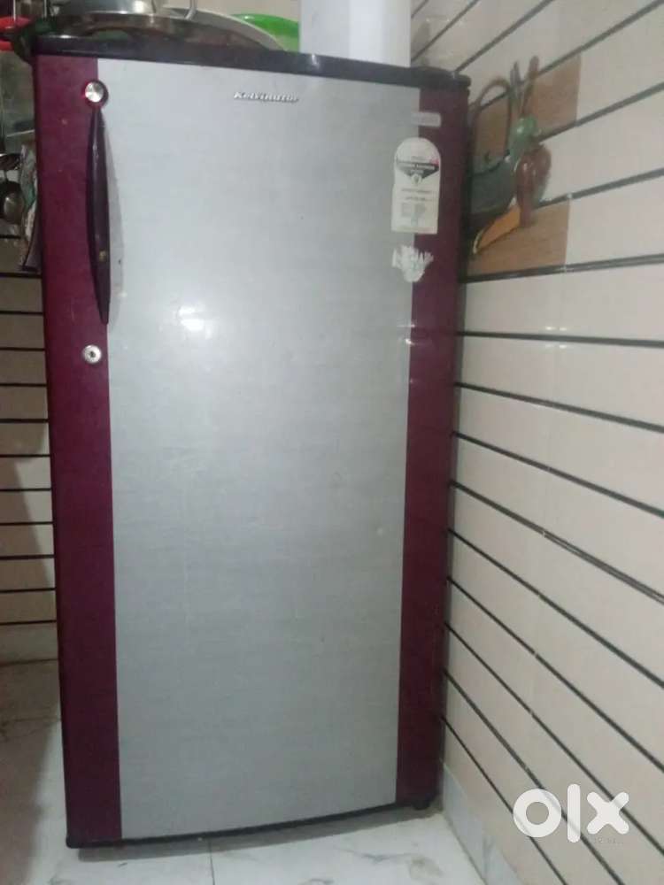 Kelvinator fridge model 2018 good in condition