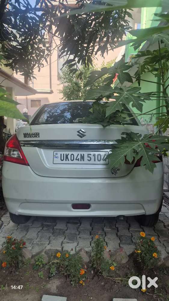 Car swift dezire good condition