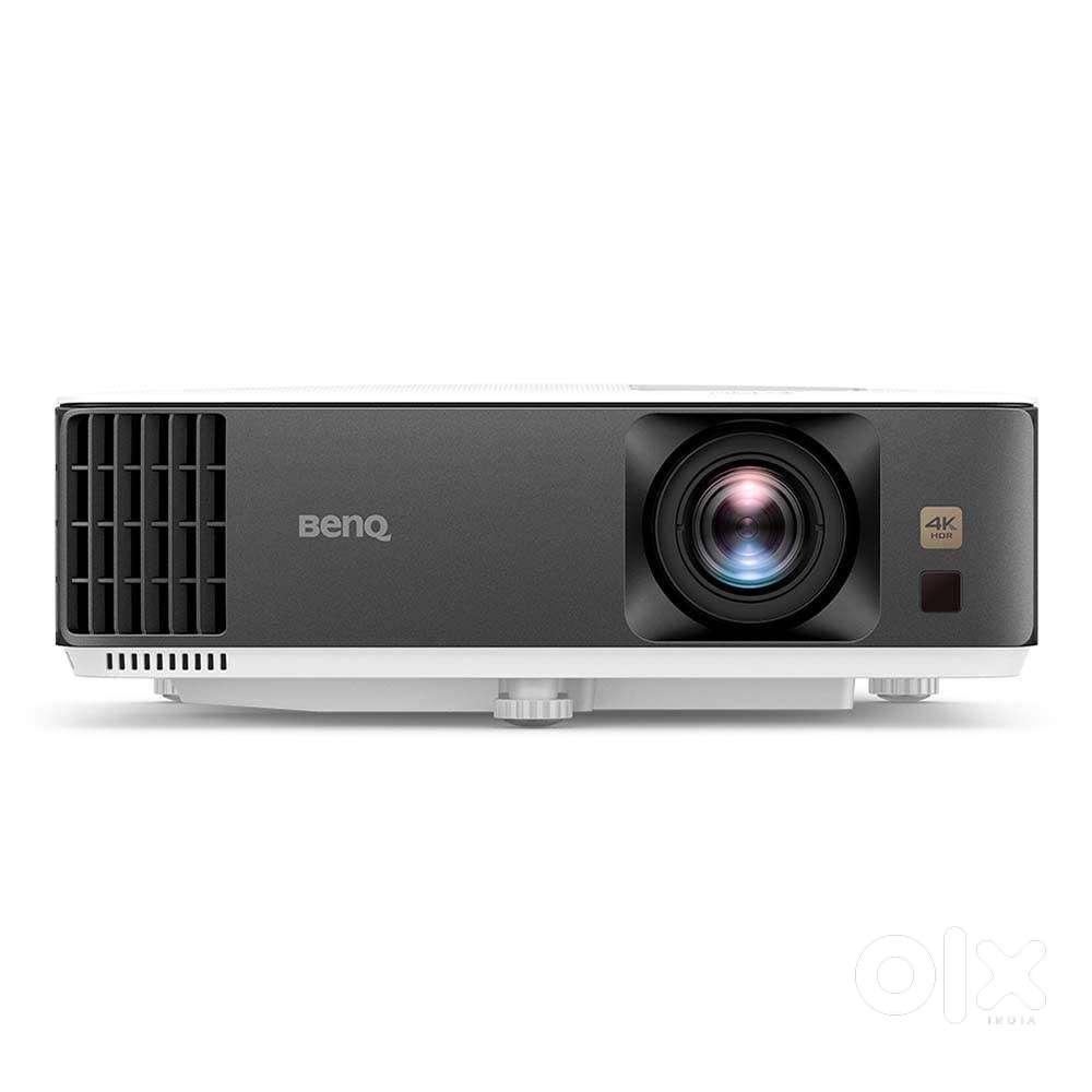 BenQ TK700 4K UHD HDR Home Cinema Projector 3200 ANSI lumens, Excellen