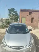 Hyundai EON 2012