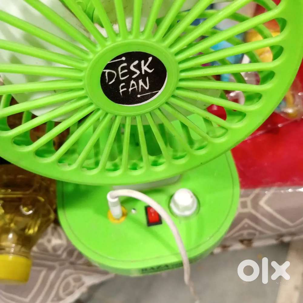 Battery fan rechargeable