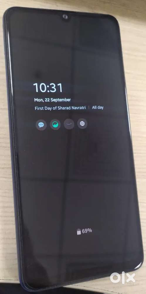 M32 4g 4+64 gb (Blue) Super Amoled display