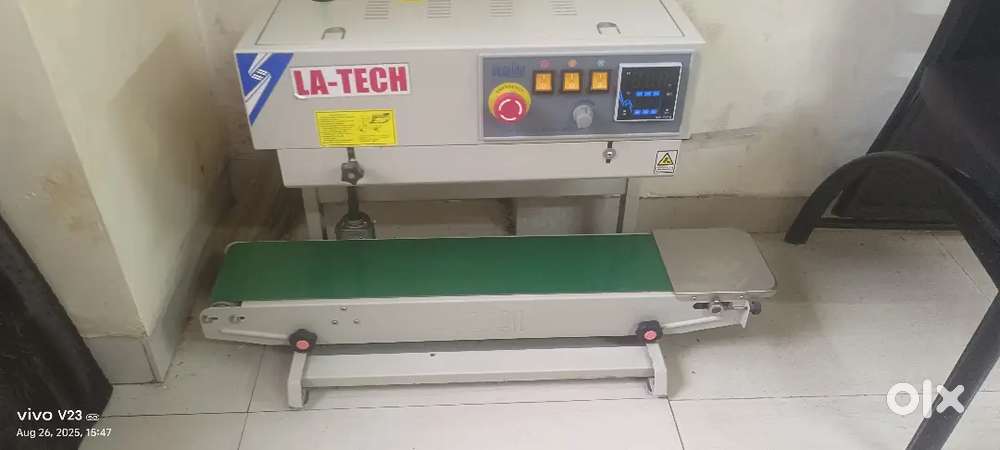 Sealing machine