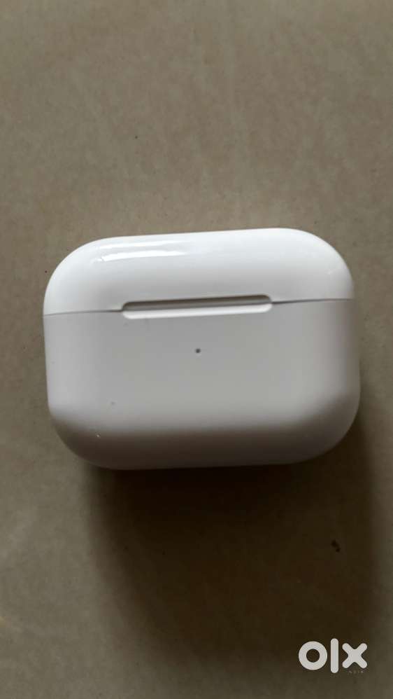 Apple AirPods Pro 2 – Excellent Condition  With Warranty