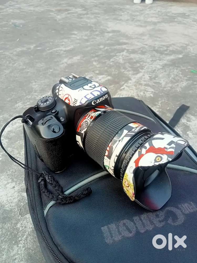 Canon 700D camera good condition