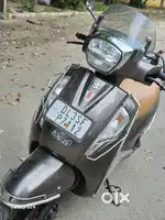 Scratch less suzuki ascess 125 top model