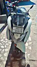 Suzuki/ Burgman