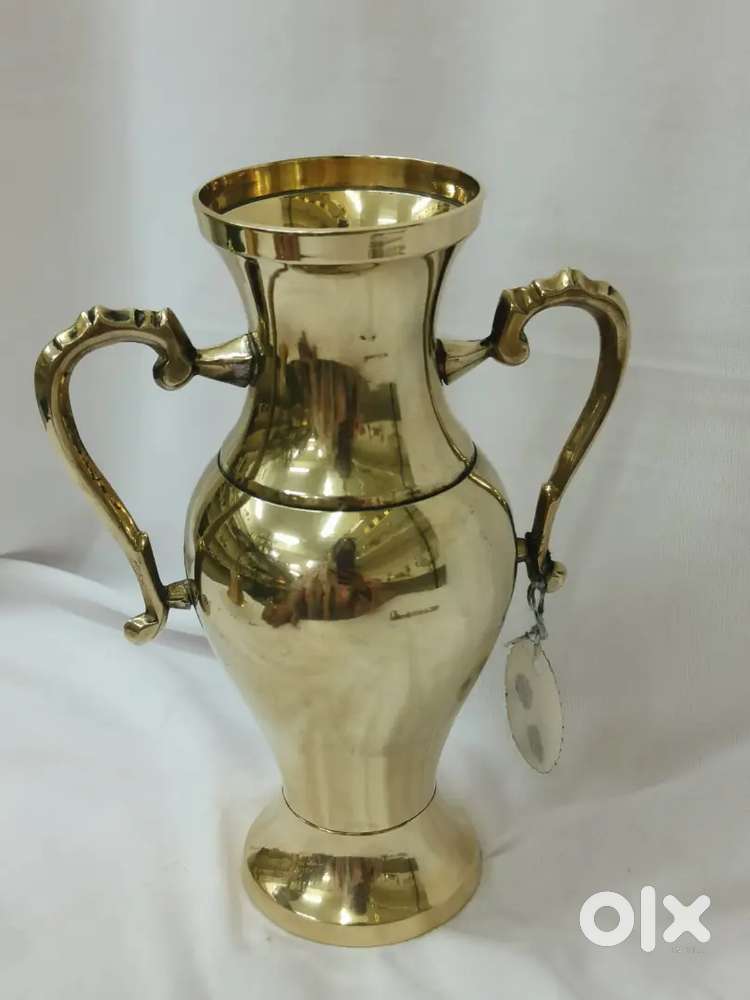 Antique pure brass solid heavy vase 22 cm.