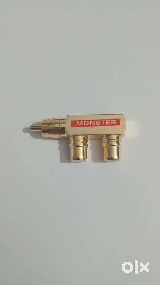 Subwoofer conector