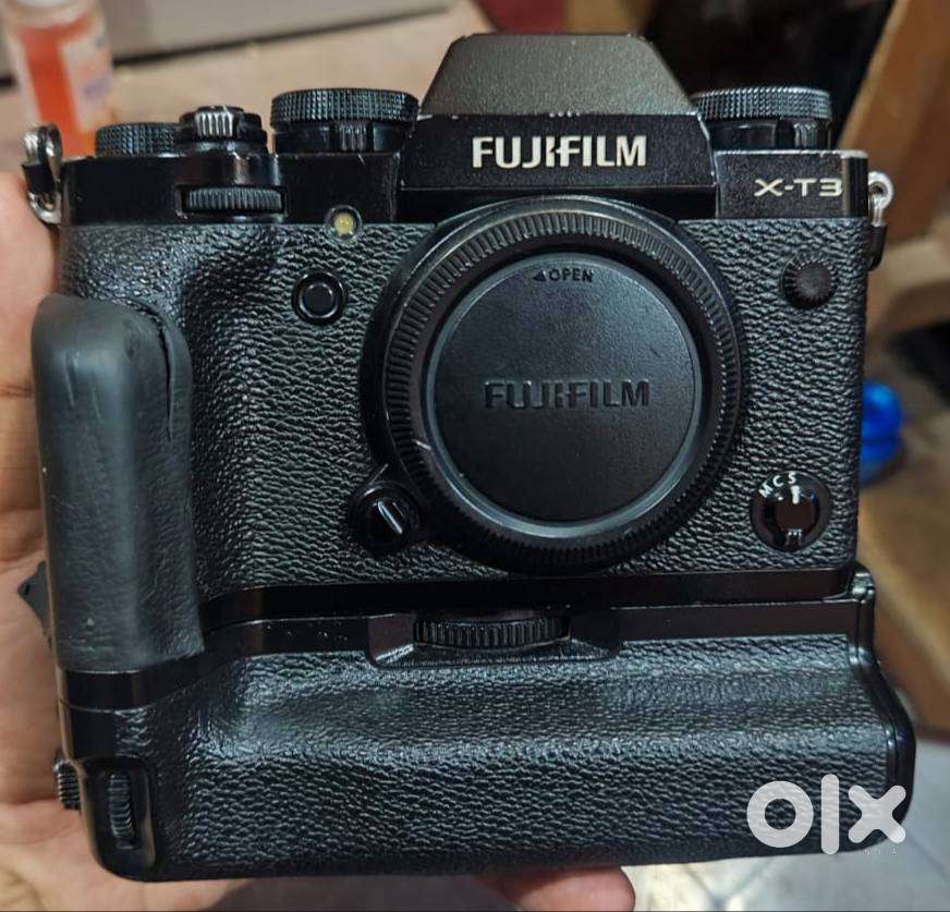 Fujifilm X-T3 (Body) With 18-55 f(2.8-4).