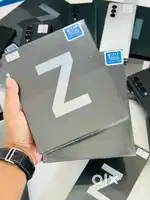 Samsung galaxy z fold 4 ( 12gb 256gb) untouched open box catogery avlb