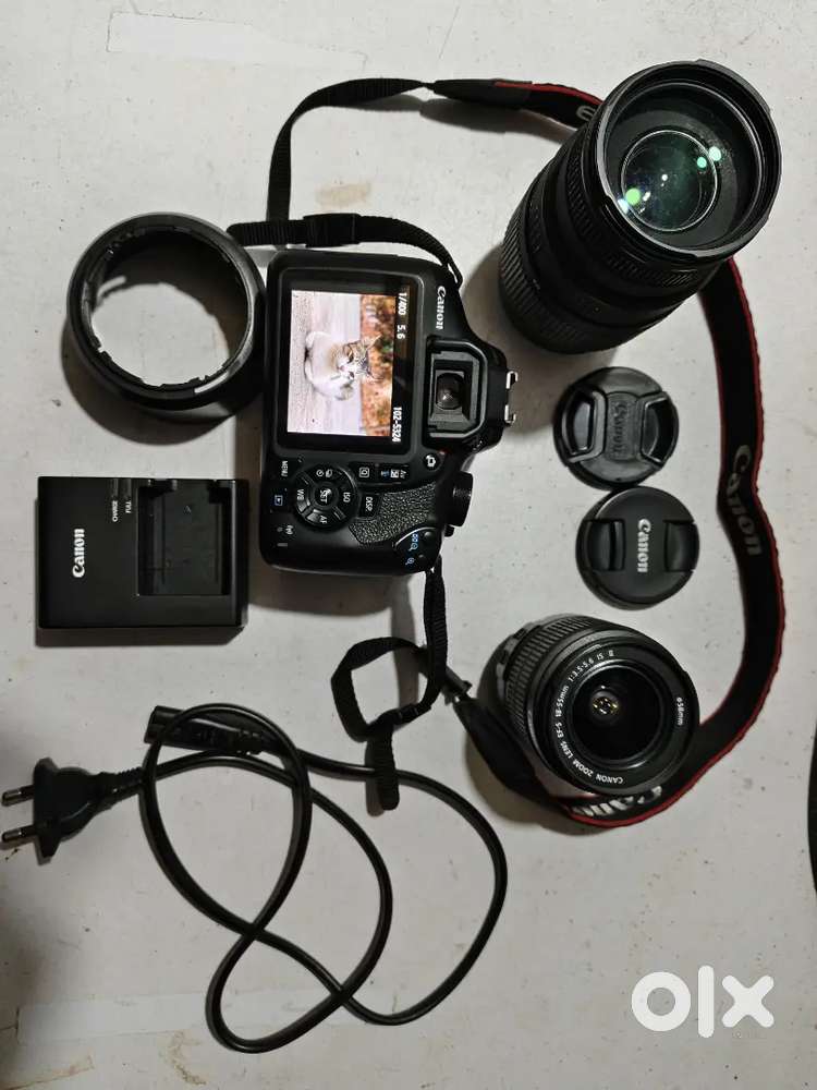 Canon 1300D DSLR for sale!