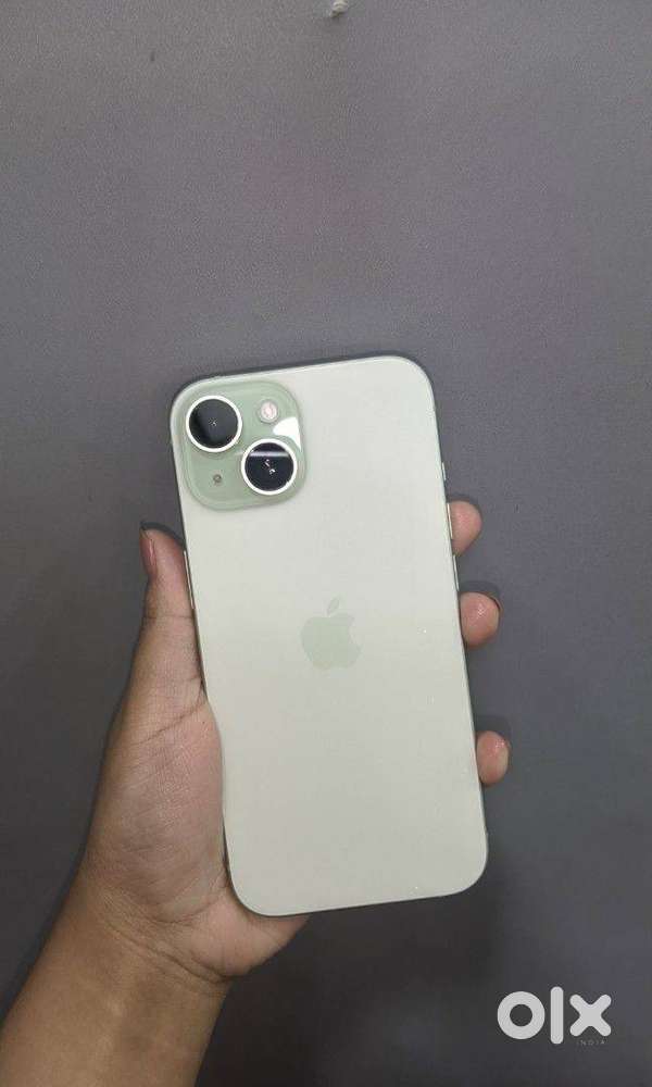 Selling Brand New 15 Good Condition,97% Battery ,Variant 128GB.  Warra