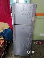 Lg fridge working condition good