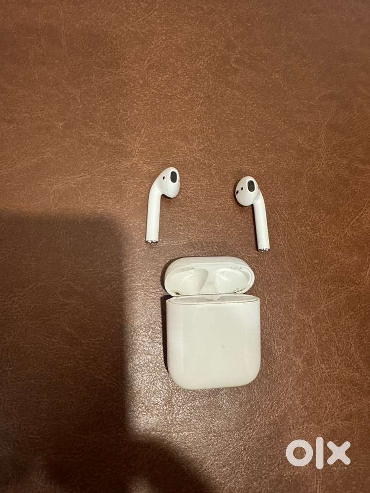 Apple airpods 2 gen up for sale for 2000 only