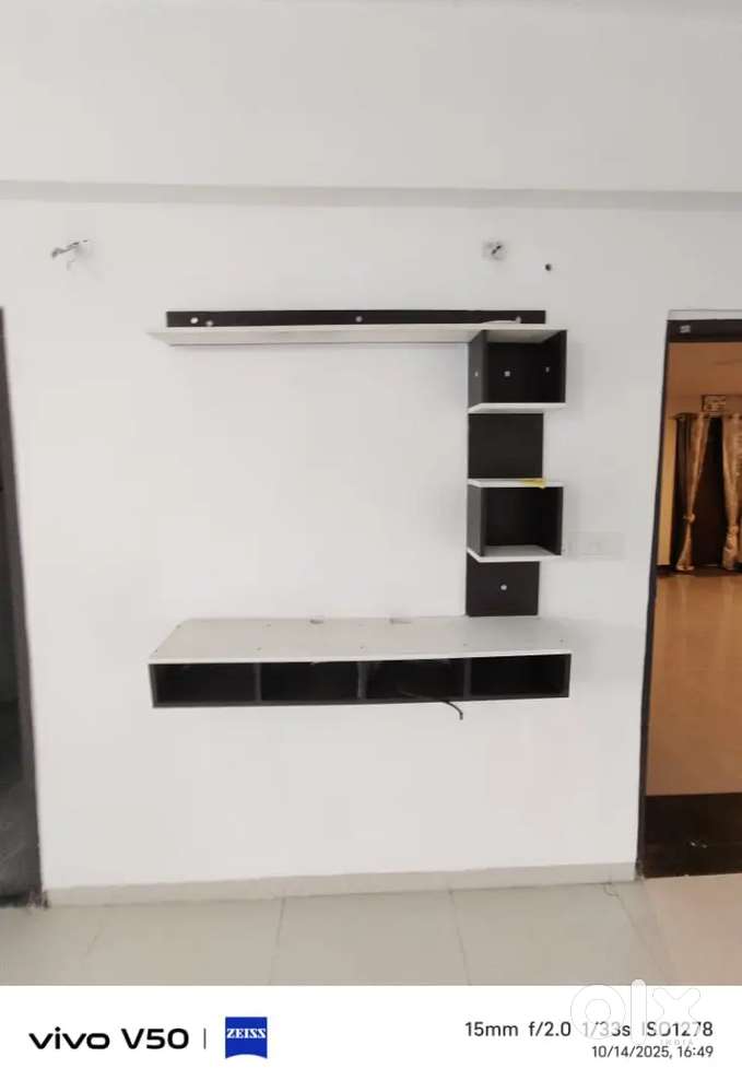 2 BHK semi furnished flat first floor innGeedam road, Avinash builders