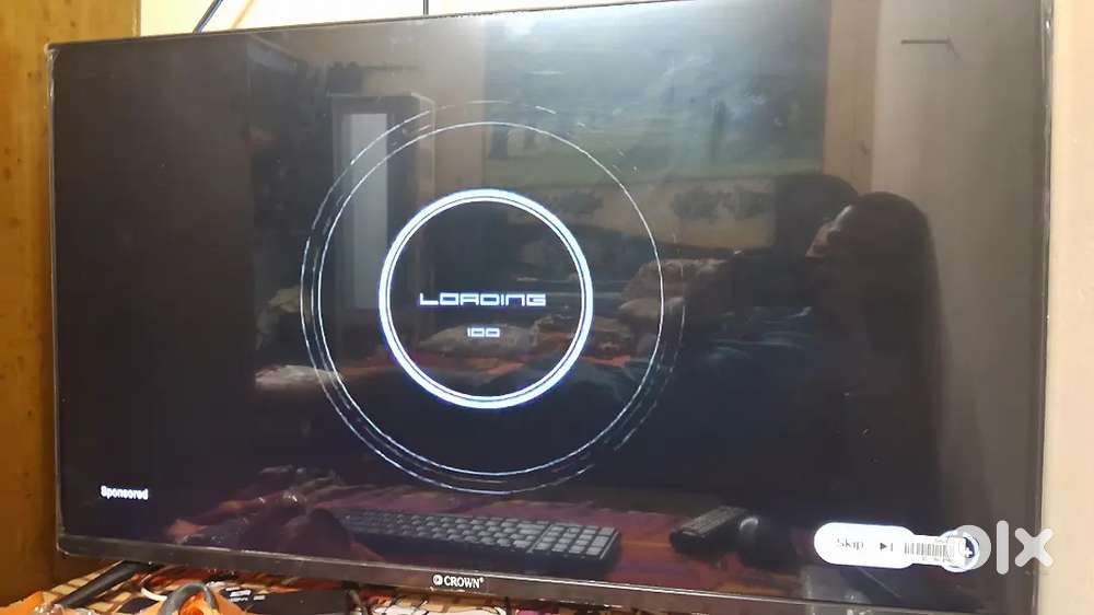 Crown 43 inch andriod tv