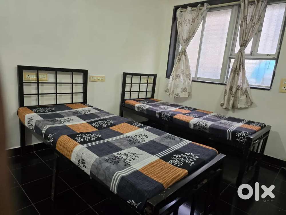 Owner pg paying guest cleaning wifi gas free with huge balcony Andheri