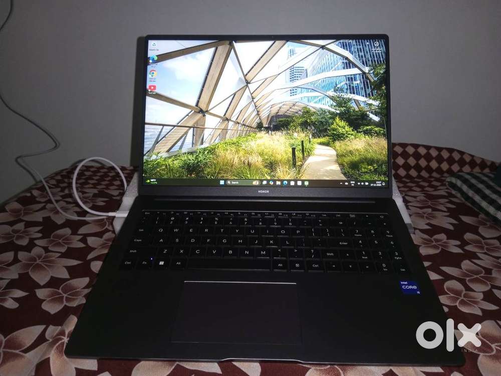 HONOR MagicBook X16 (2024), 12th Gen Intel Core i5-12450H, 16-inch (40