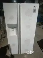 Lg inverter said by said ice cubes maker and cod water tab avilable