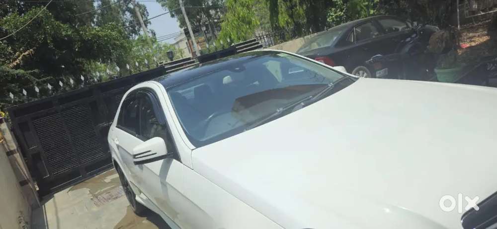 Mercedes-Benz E-Class 2012 Diesel 53000 Km Driven