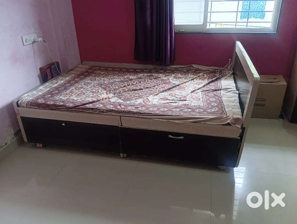 Queen Size Bed