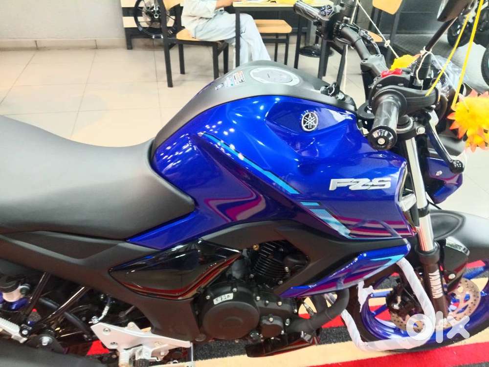 Yamaha fzs hybrid new model 2025