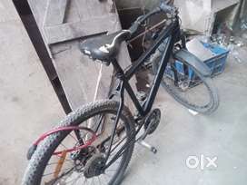 AVON cycle this cycle is for sale at 2800 Rs only cash